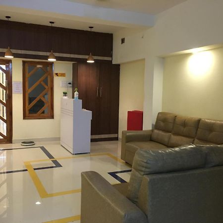 Grand Suites Srirangam Tiruchirappalli Экстерьер фото